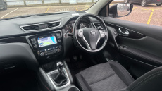 Nissan Qashqai 1.6 DiG-T N-Connecta 5dr Petrol Hatchback